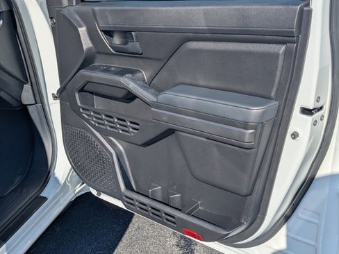 Used 2025 Toyota Tacoma SR5 image 13