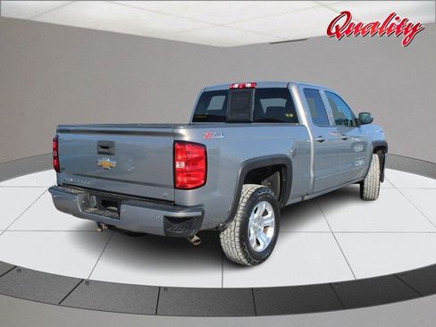 Used 2017 Chevrolet Silverado 1500 LT w/ All Star Edition image 3