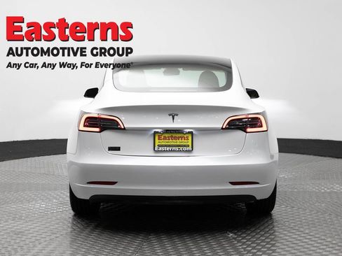 Used 2023 Tesla Model 3 Standard Range RWD image 6