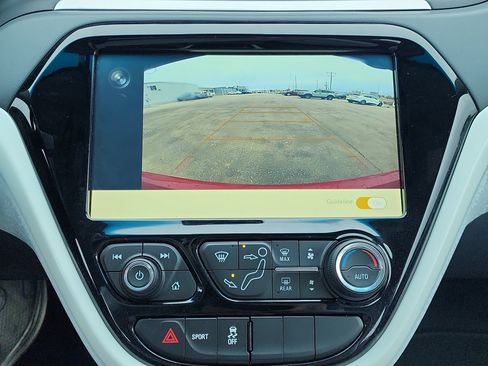 Used 2020 Chevrolet Bolt LT image 23