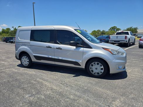 Used 2019 Ford Transit Connect XLT FWD image 2