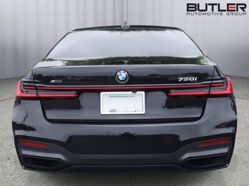Used 2022 BMW 750Li xDrive AWD/4WD image 5