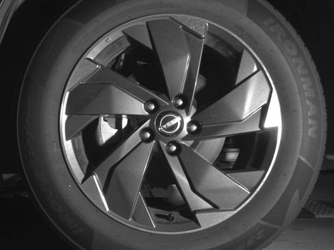 Used 2025 Nissan Rogue SV AWD/4WD image 12