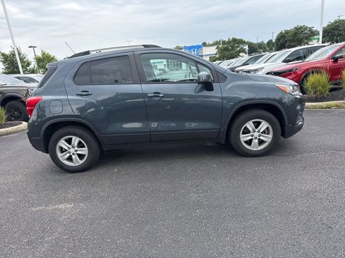 Used 2021 Chevrolet Trax LT AWD/4WD image 20