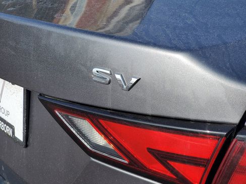 Used 2023 Nissan Sentra SV image 6