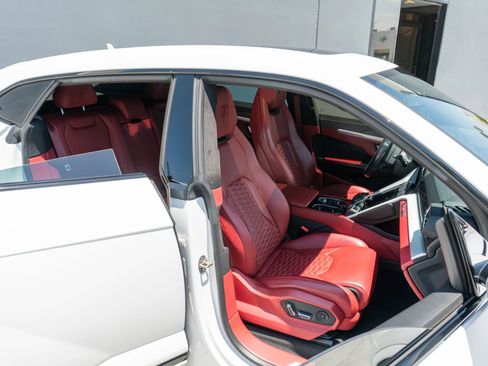 Used 2020 Lamborghini Urus AWD/4WD image 50