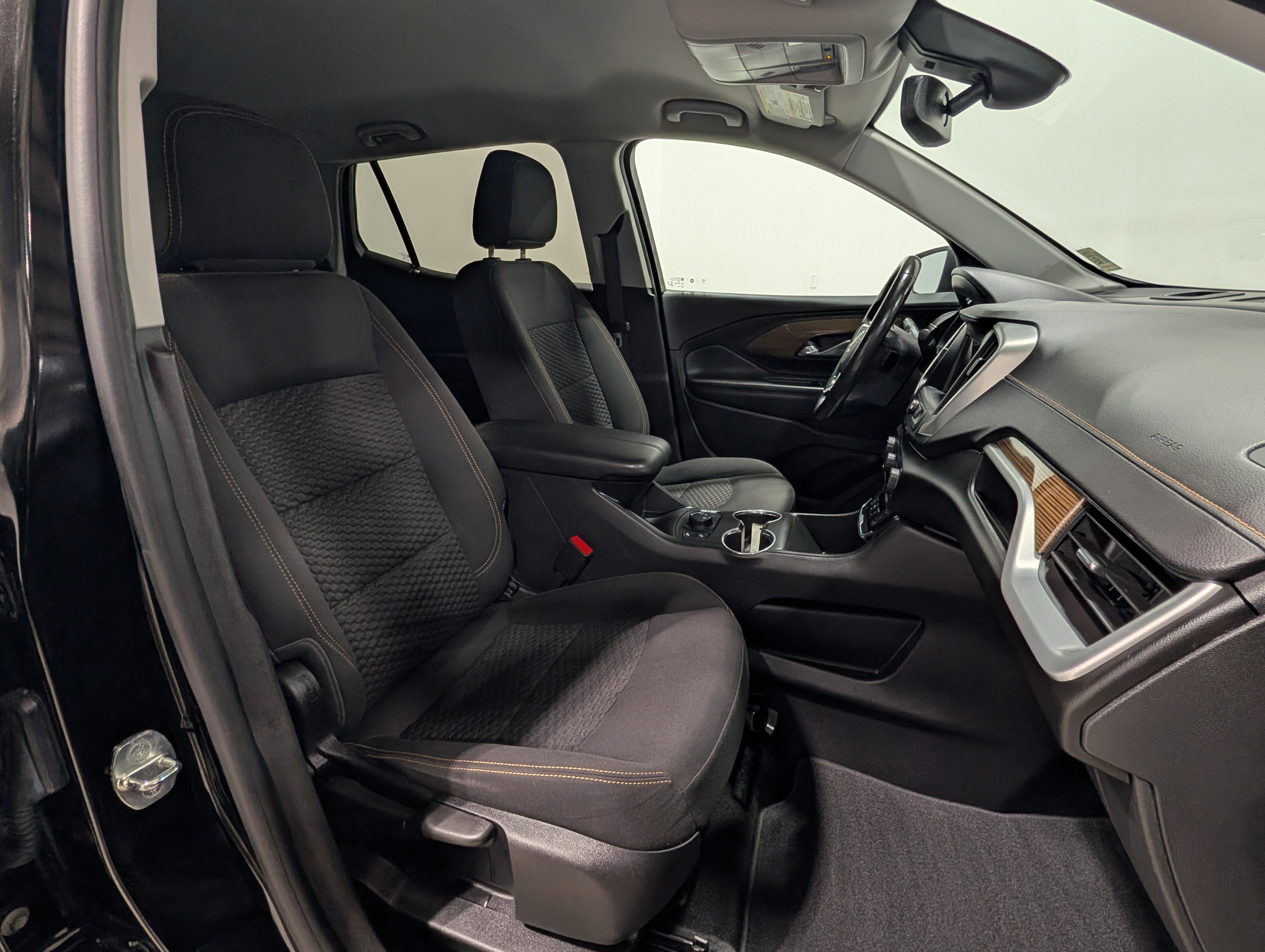 Used 2020 GMC Terrain SLE w/ Driver Convenience Package AWD/4WD image 20