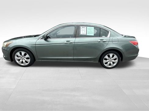 Used 2009 Honda Accord EX image 2