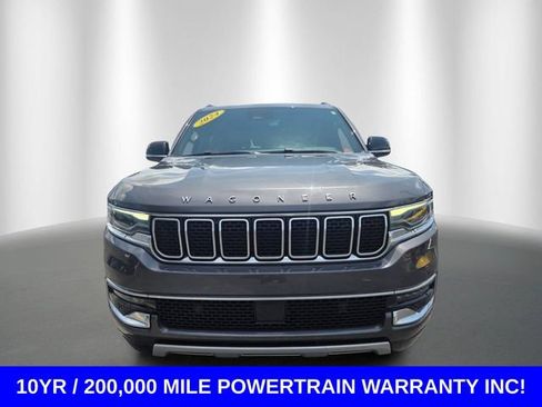 Used 2024 Jeep Wagoneer L Series II RWD image 8