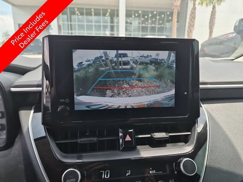 Used 2024 Toyota Corolla LE FWD image 10