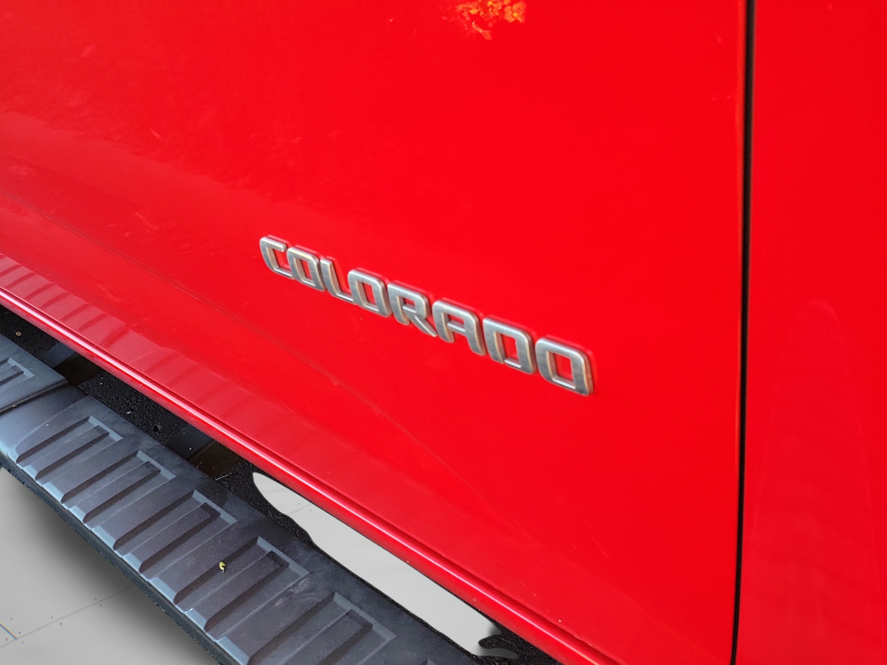 Used 2018 Chevrolet Colorado Z71 w/ LPO, Premium Interior Package AWD/4WD image 13