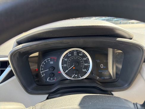 Used 2021 Toyota Corolla LE FWD image 5