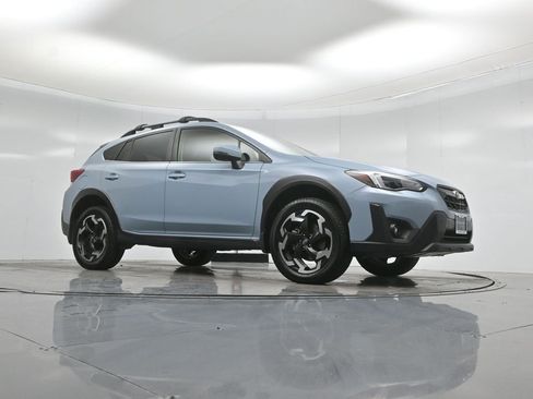 Used 2022 Subaru Crosstrek 2.5i Limited w/ Moonroof Package 2 image 4