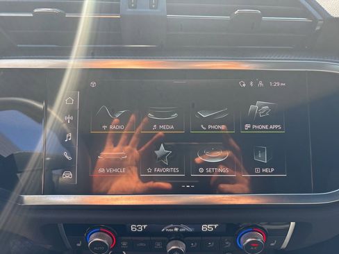 Certified 2025 Audi Q3 2.0T Premium w/ Convenience Package image 20