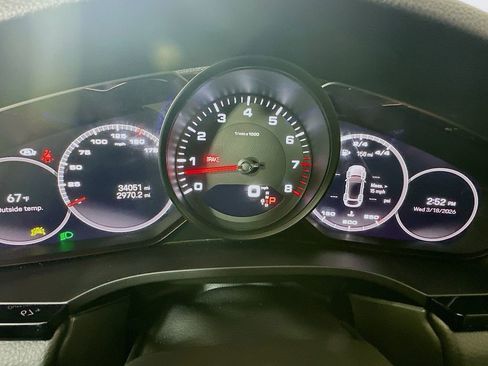 Certified 2023 Porsche Cayenne Coupe image 13