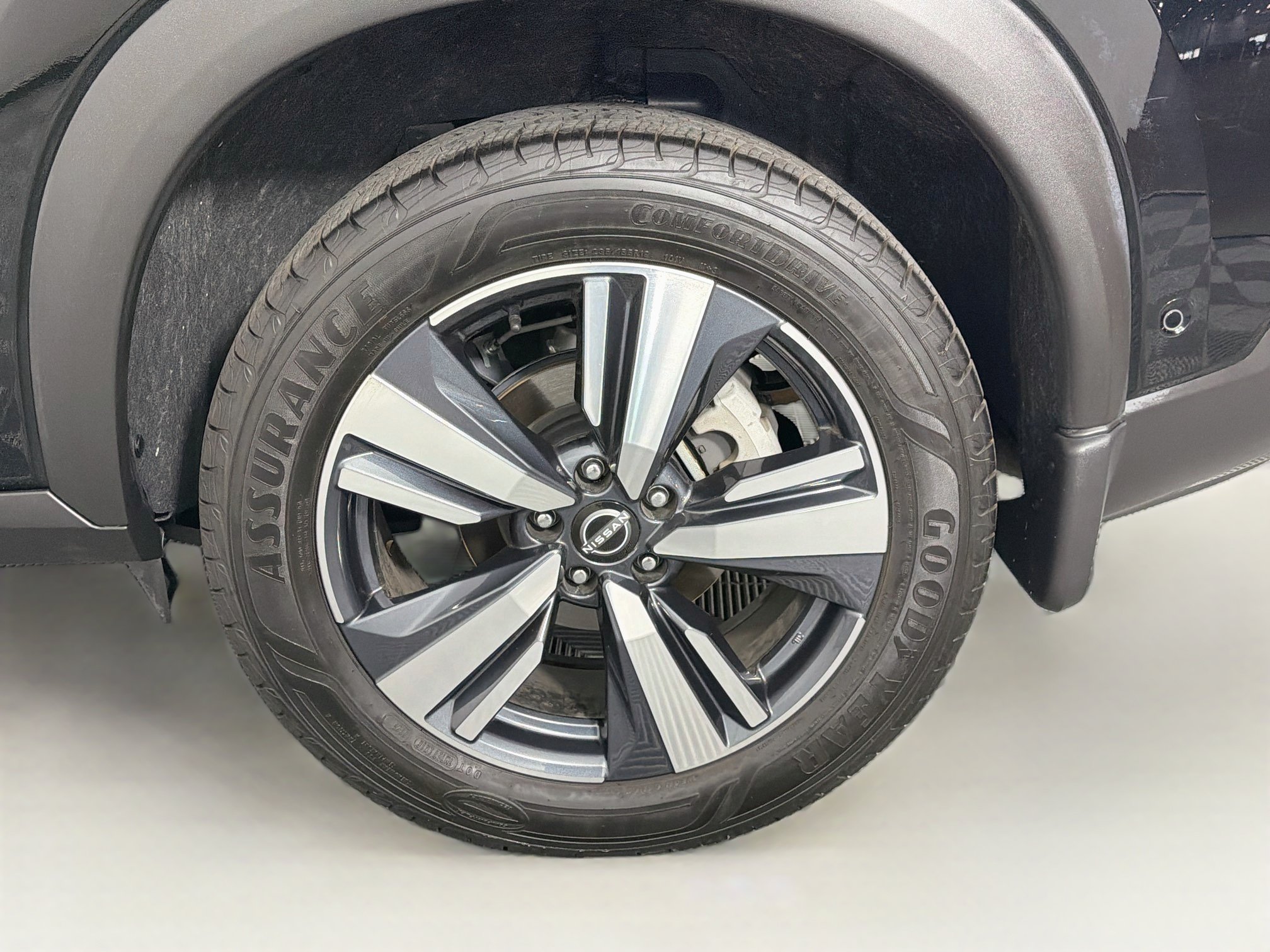 Used 2023 Nissan Rogue SL w/ SL Premium Package FWD image 11
