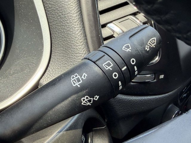 Used 2018 Jeep Compass Sport w/ Tech Group AWD/4WD image 19