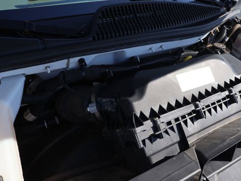 Used 2021 Chevrolet Express 3500 RWD image 20