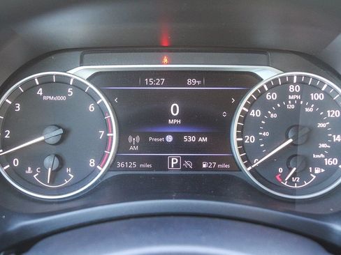 Used 2024 Nissan Sentra SV FWD image 22
