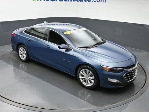 Used 2024 Chevrolet Malibu LT FWD image 3