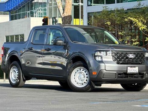 Certified 2025 Ford Maverick XL FWD image 2
