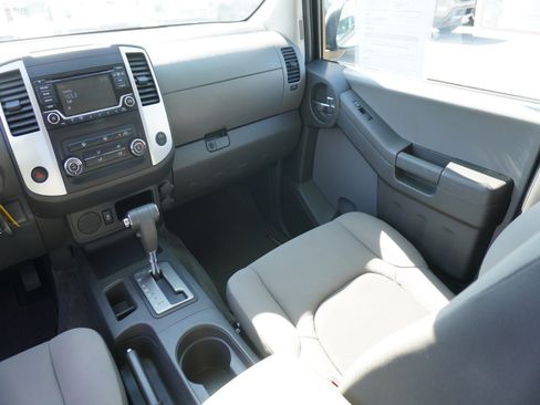Used 2015 Nissan Xterra S w/ Value Package RWD image 18