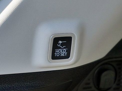 New 2023 Jeep Grand Cherokee 4WD 4xe image 17