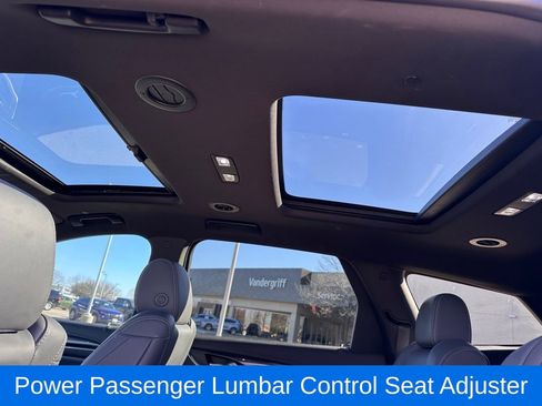 Used 2022 Buick Enclave Essence w/ Experience Buick Package image 21