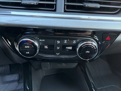 New 2026 Chevrolet Trax LT image 22