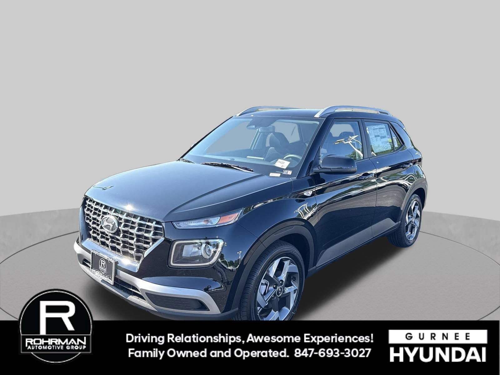 Used 2026 Hyundai Venue SEL FWD image 4