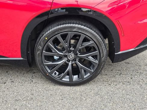 New 2026 Toyota Crown Signia image 6