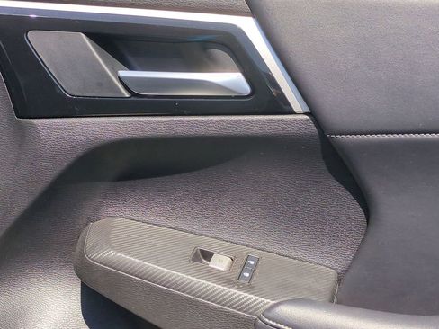 Used 2025 Mitsubishi Outlander SE AWD/4WD image 35