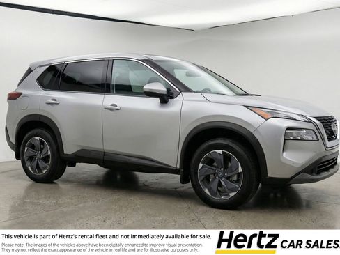 Used 2025 Nissan Rogue SV image 1