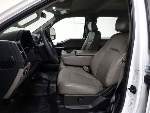 Used 2019 Ford F250 XL w/ Power Equipment Group AWD/4WD image 20