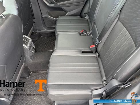 Used 2024 Volkswagen Tiguan SE w/ Panoramic Sunroof Package AWD/4WD image 10