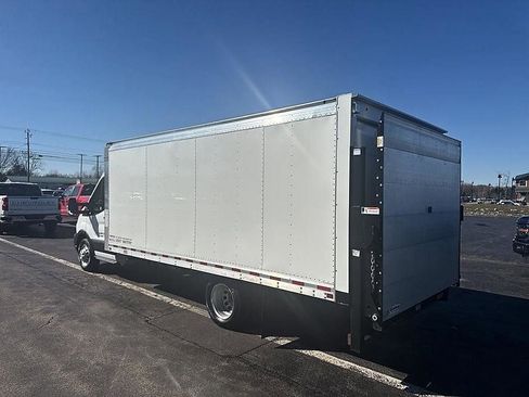 Used 2023 Ford Transit 350 Low Roof DRW image 7