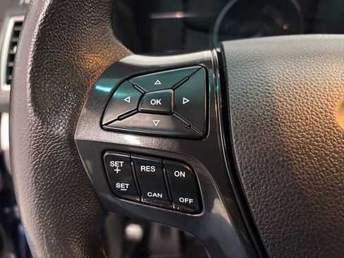 Used 2017 Ford Explorer XLT w/ Equipment Group 202A image 25