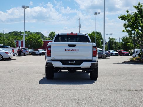 New 2025 GMC Canyon Elevation w/ Convenience Package image 6