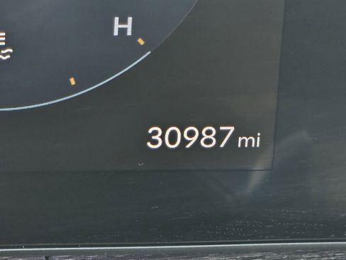 Used 2024 Hyundai Santa Fe Calligraphy image 32