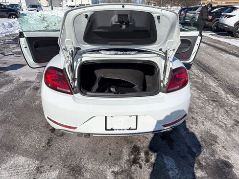 Used 2018 Volkswagen Beetle 2.0T S image 22