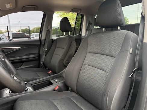 Used 2018 Honda Ridgeline Sport image 12