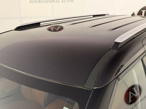 Used 2022 Kia Carnival SX image 10