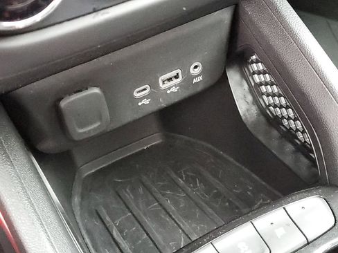 Certified 2021 Chevrolet TrailBlazer RS w/ Sun and Liftgate Package image 27