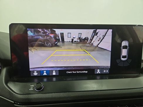 Used 2023 Honda Accord Touring image 19