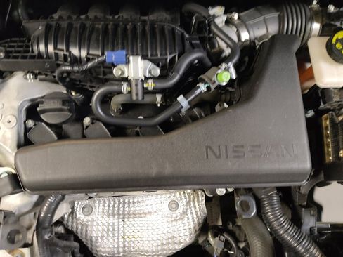 Used 2017 Nissan Rogue S image 30