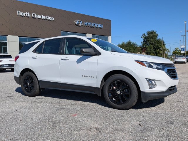Used 2020 Chevrolet Equinox LS w/ LPO, Floor Liner Package FWD image 2