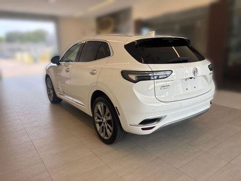 Used 2021 Buick Envision Avenir w/ Technology Package II FWD image 3