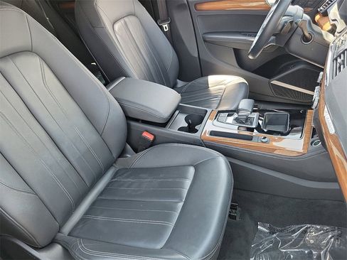 Used 2023 Audi Q5 2.0T Premium Plus image 26