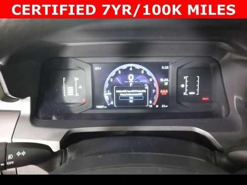 Used 2025 Toyota Tacoma SR5 AWD/4WD image 19