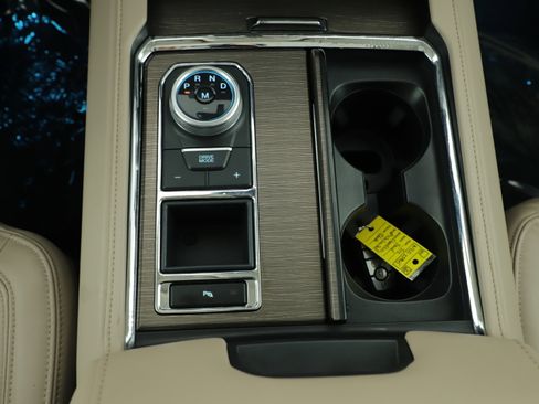 Used 2024 Ford Expedition Max Limited RWD image 27